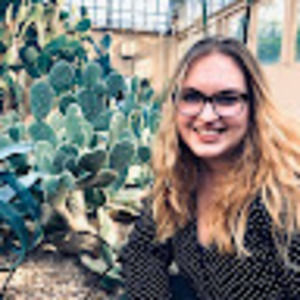 Meet your Posher, Emma